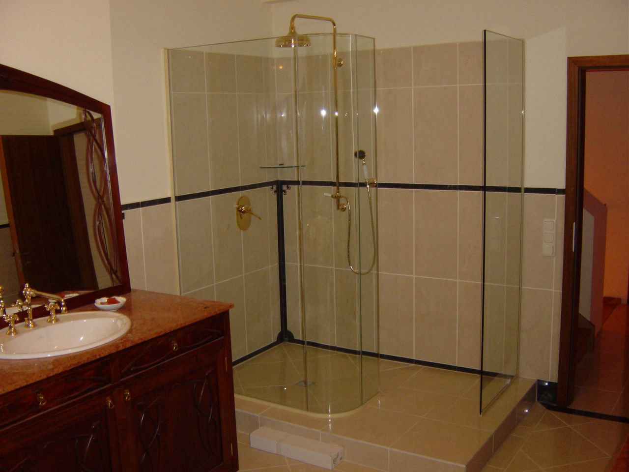 gebogene Walkin-Dusche aus 2002 von Glas Scholl