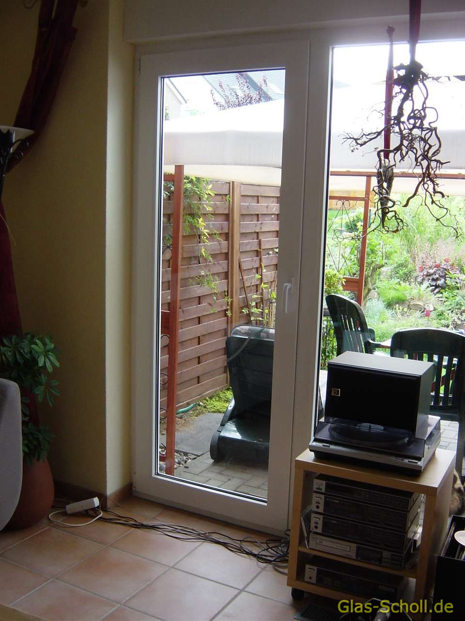 nachträglicher Katzenklappen Einbau in Isolierglas, Fenster, Türen, Balkonanlagen, Tierklappen, Hundeklappen von Glas Scholl