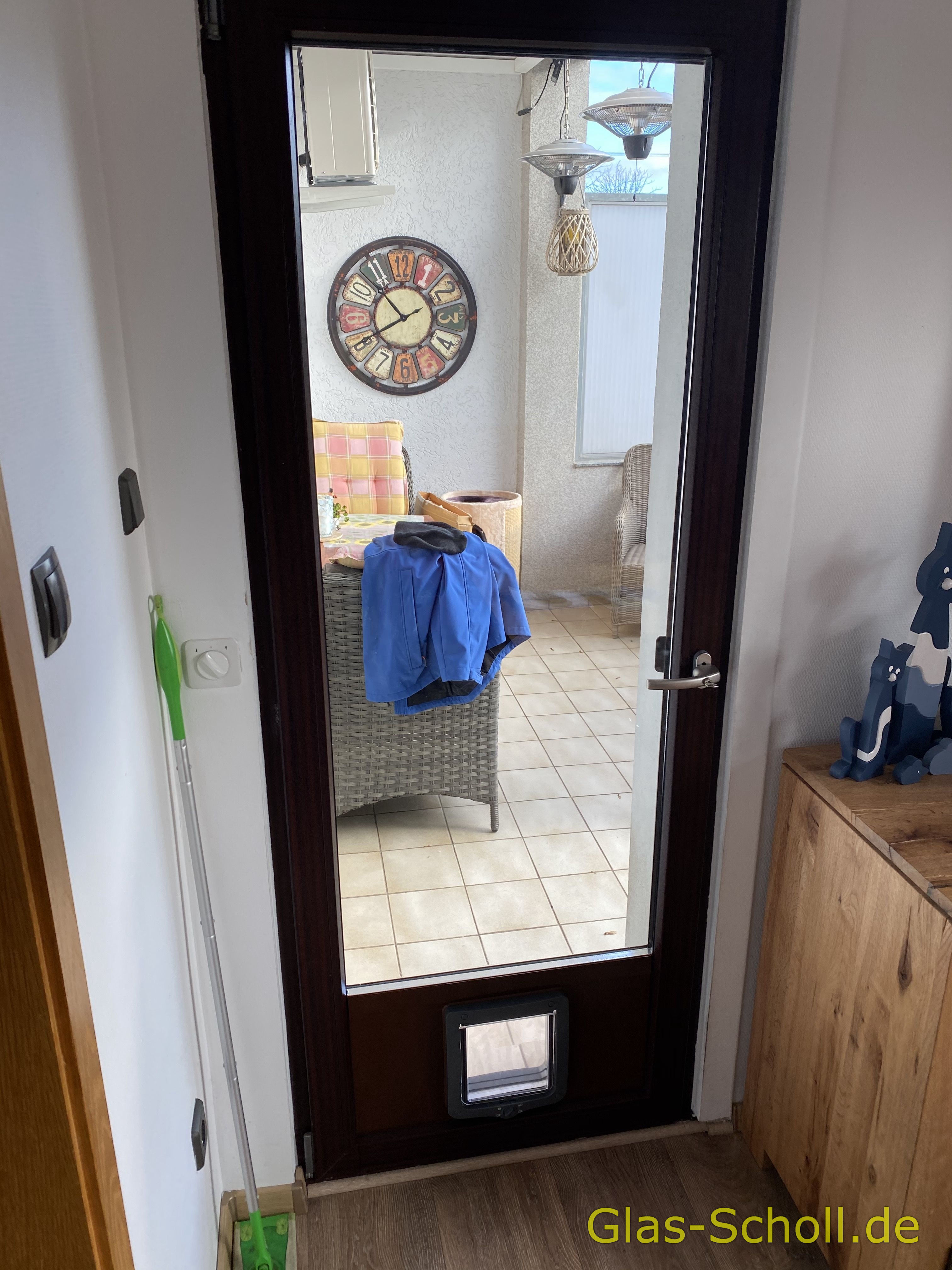 nachträglicher Katzenklappen Einbau in Isolierglas, Fenster, Türen, Balkonanlagen, Tierklappen, Hundeklappen von Glas Scholl