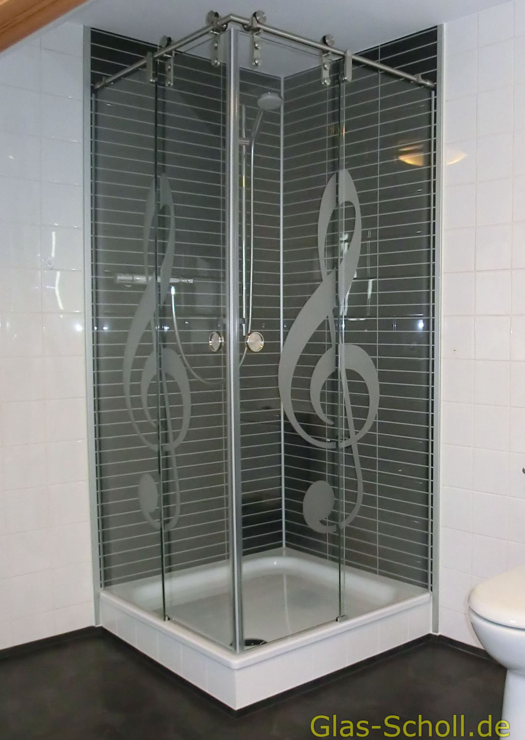 90° Glasschiebetürduschen von Glas Scholl