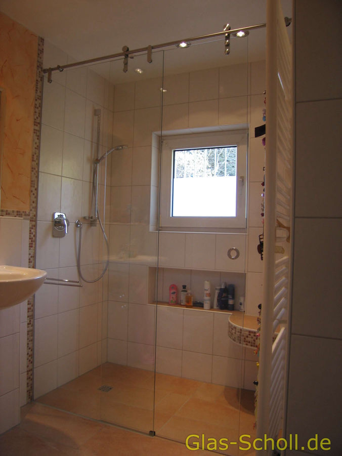 Glasschiebetürdusche von Glas Scholl