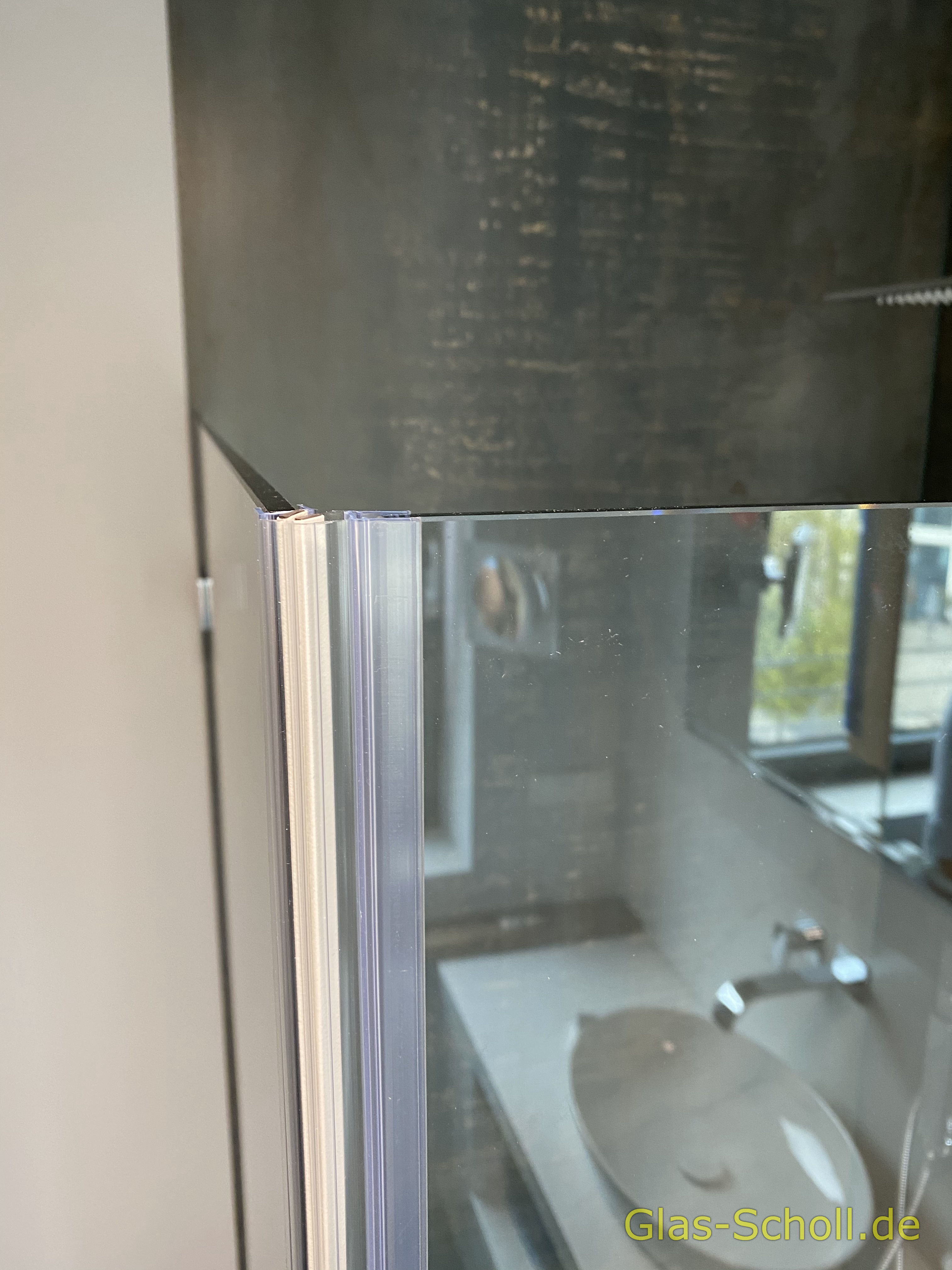 Fardello Doppelklapp-Glasdusche von Glas Scholl