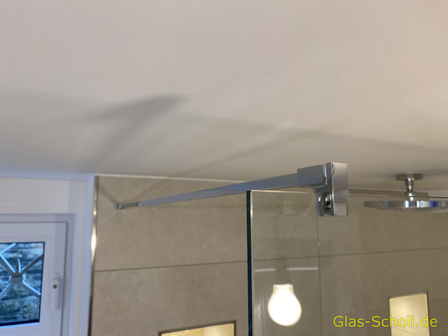 L-Festteildusche im Kellerbereich von Glas Scholl