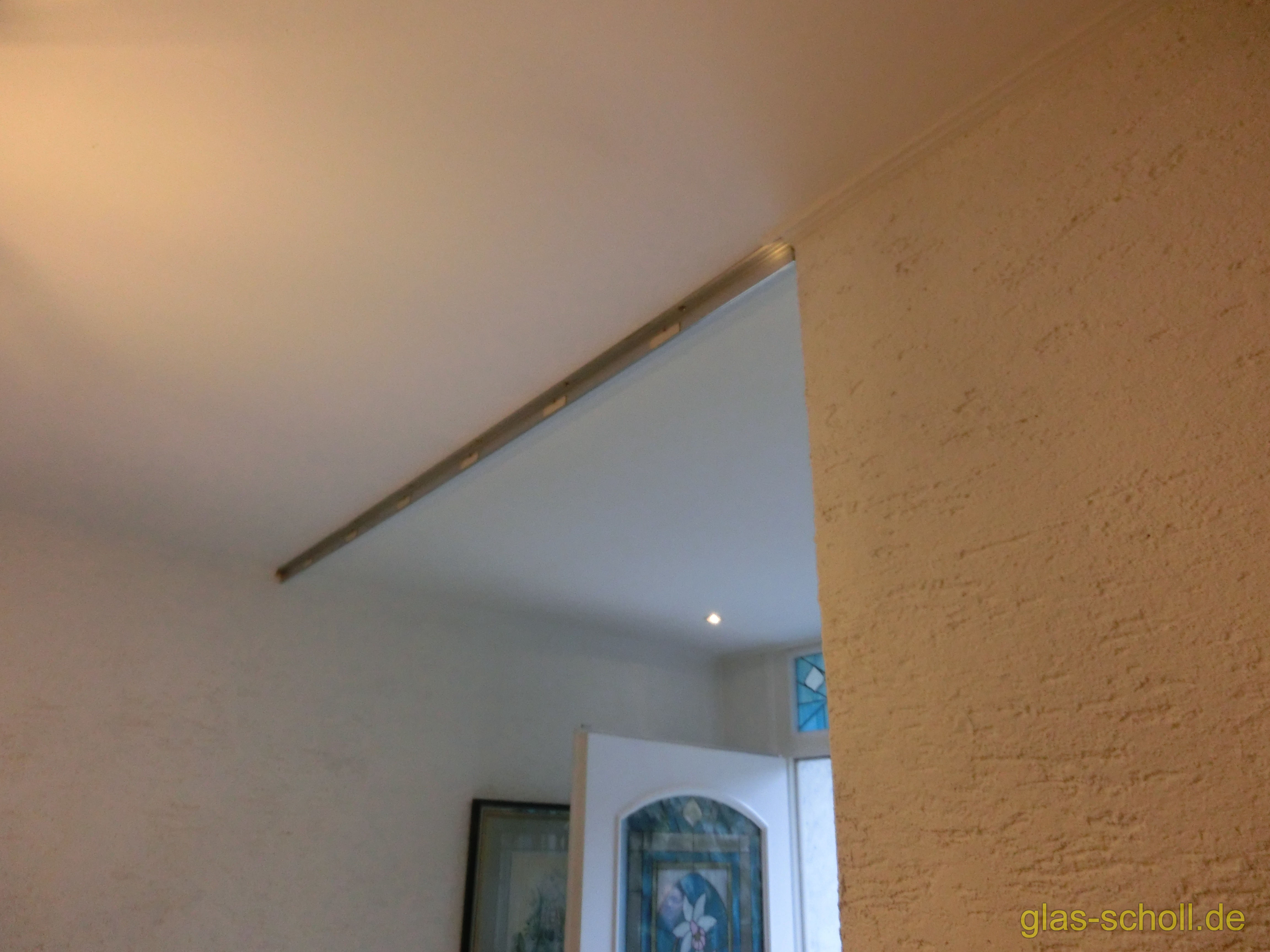 Ganzglas-Schiebetüranlage mit Schiebesystem im Glas von www.glas-scholl.de Portavant im Glas