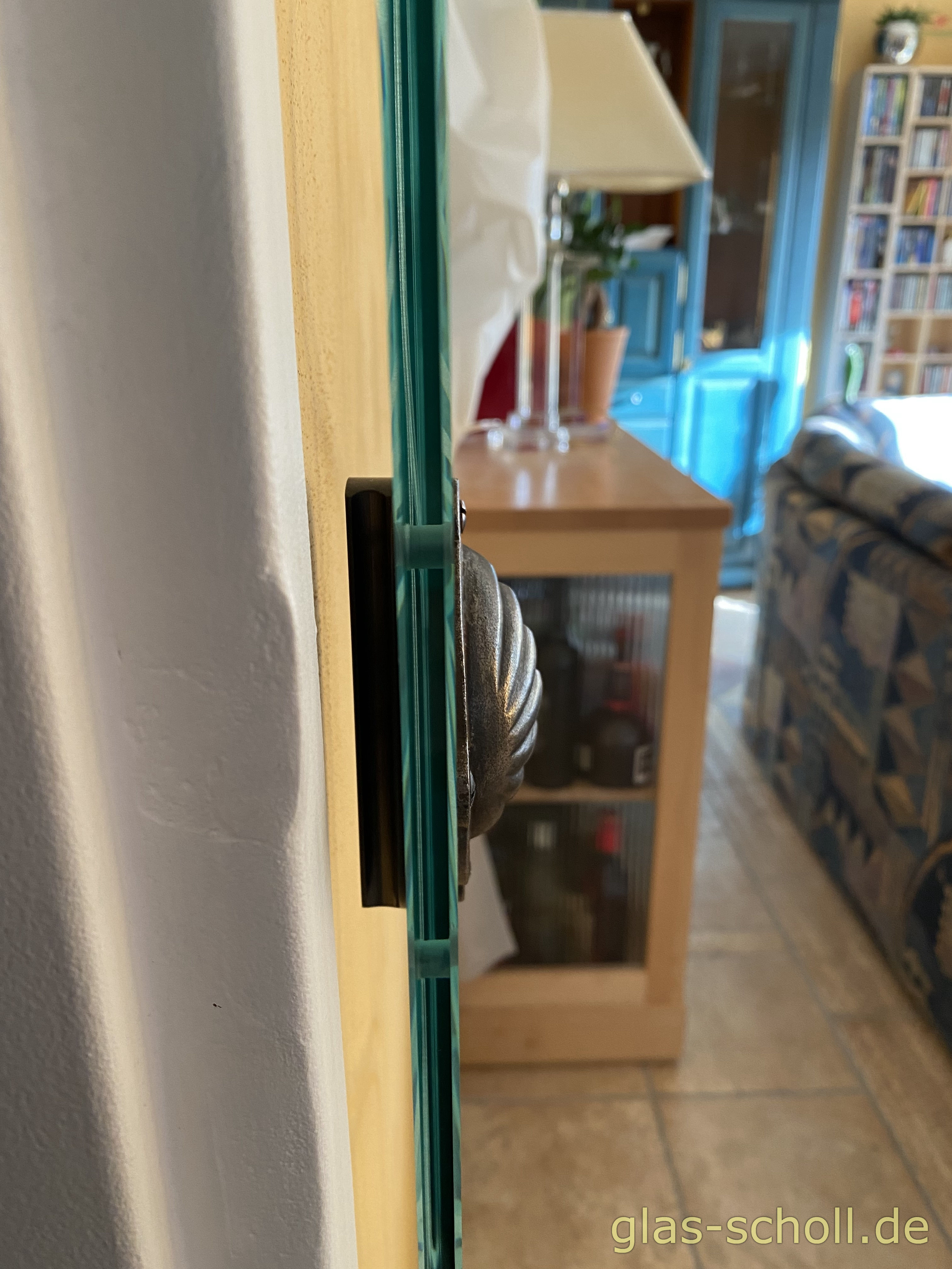 MWE Protec Schiebetür schwarz matt von www.glas-scholl.de