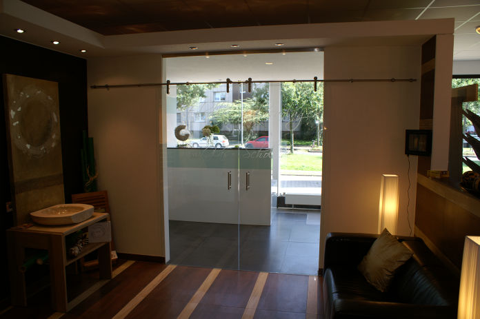 2flgl. Schiebetüranlage mit Laufschiene im Glas von www.glas-scholl.de