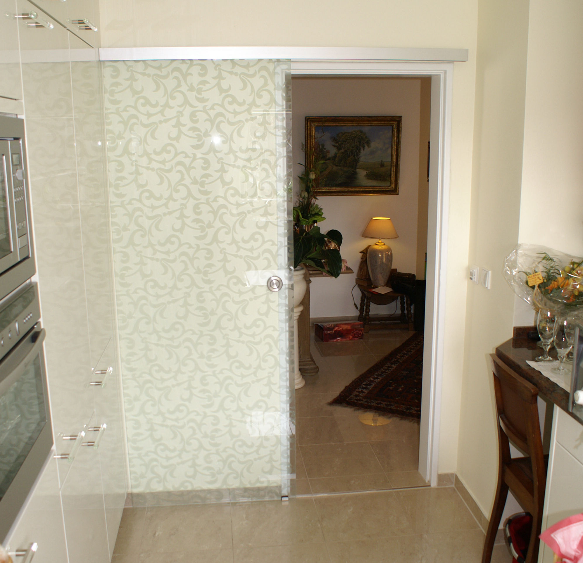 Schiebetür mit Fiandra Dekorglas von Glas Scholl