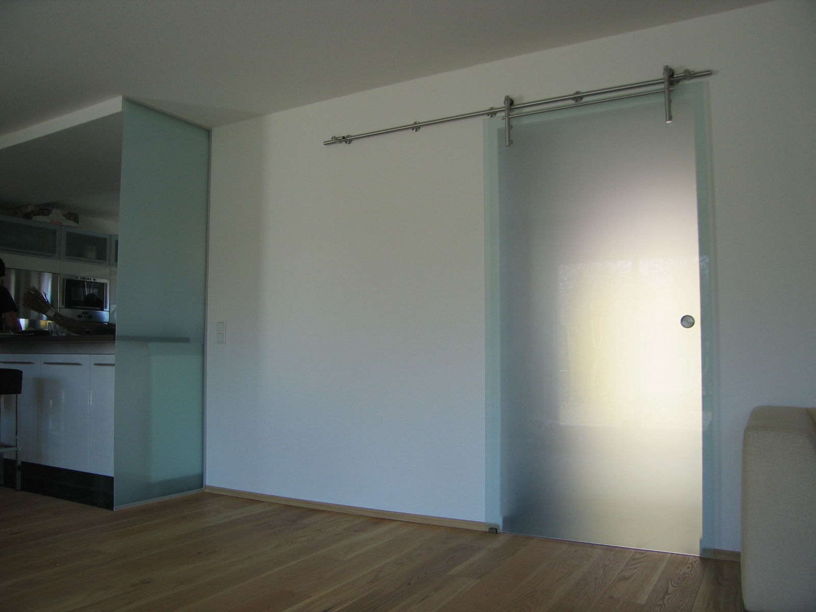 IceTec Office Anlage mit Satinatoglas von Glas Scholl