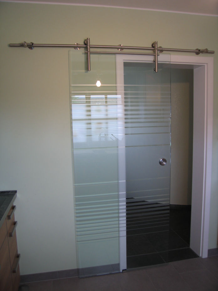 IceTec Office Schiebetür mit Streifendekor von Glas Scholl