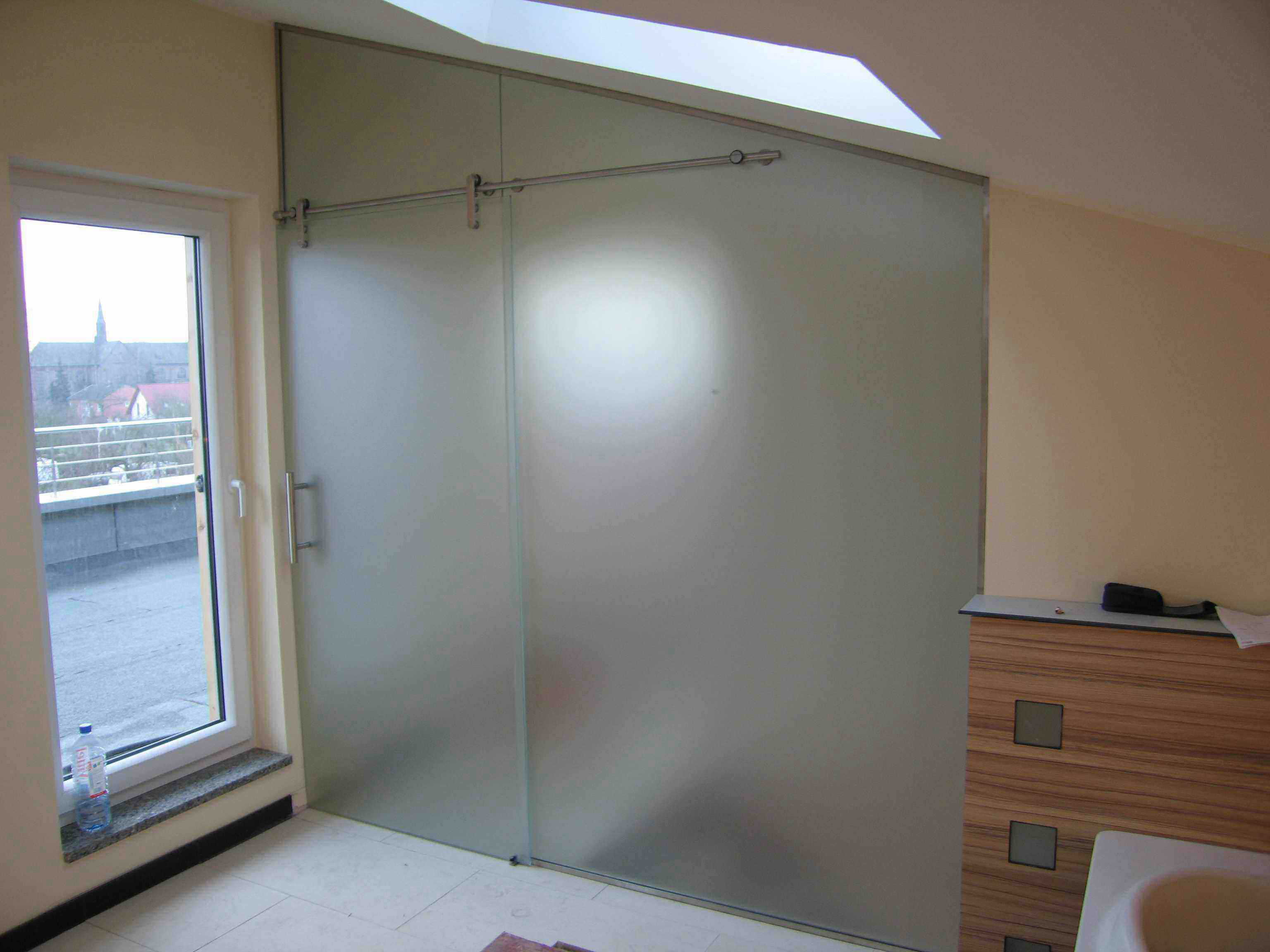 Schiebetüranlage im Dachgeschoss von Glas Scholl