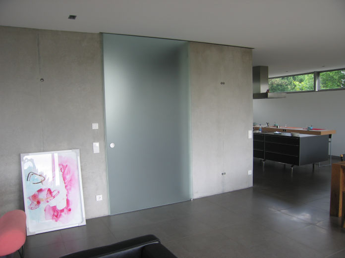 Schiebetüranlage montiert in die Decke von Glas Scholl.de