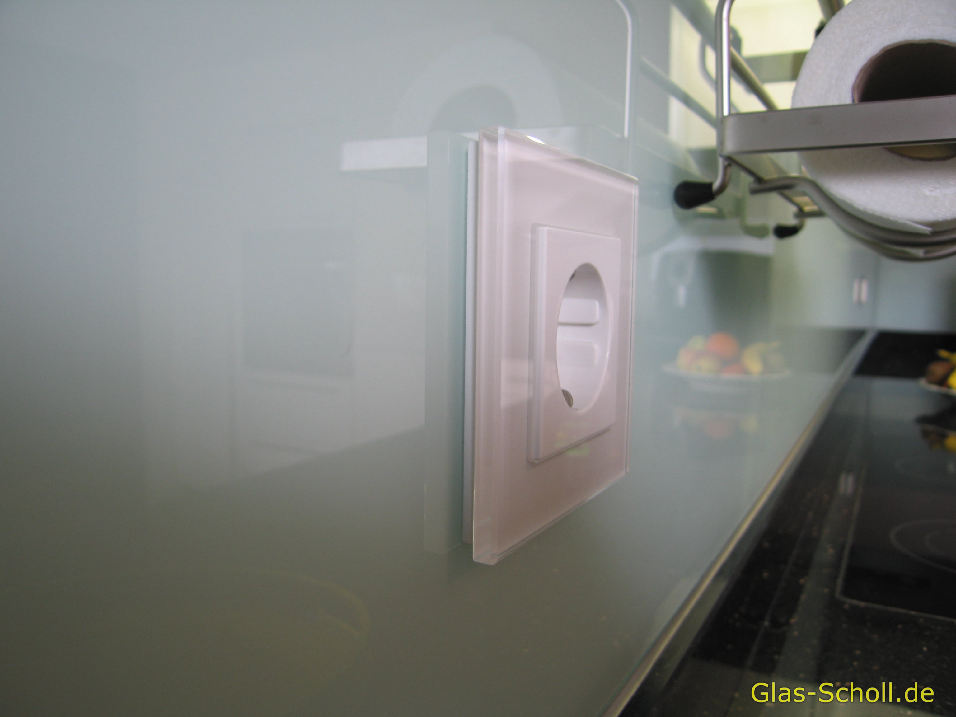 Küchenspritzschutz aus Glas über 4m von www.glas-scholl.de