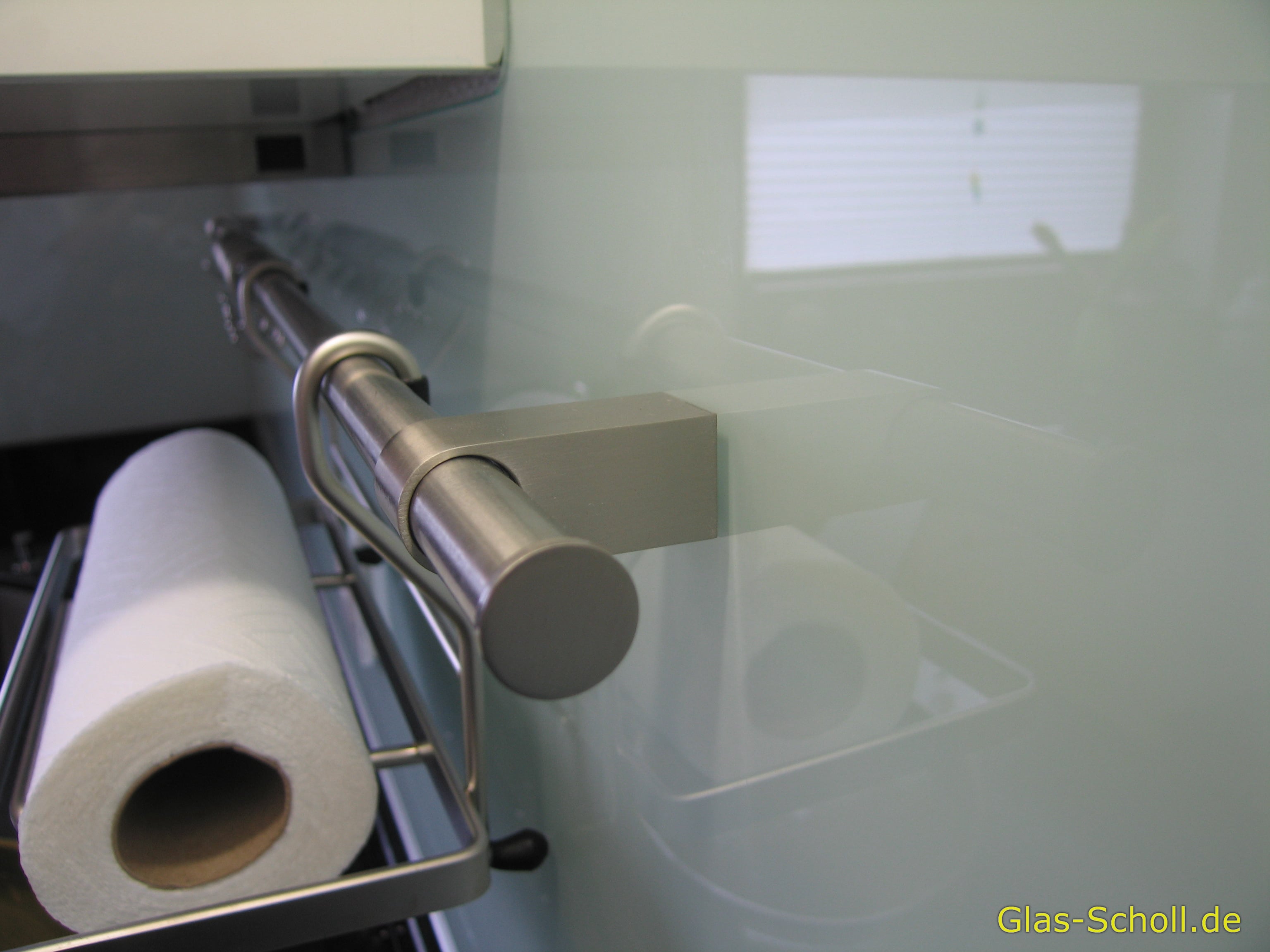 Küchenspritzschutz aus Glas über 4m von www.glas-scholl.de