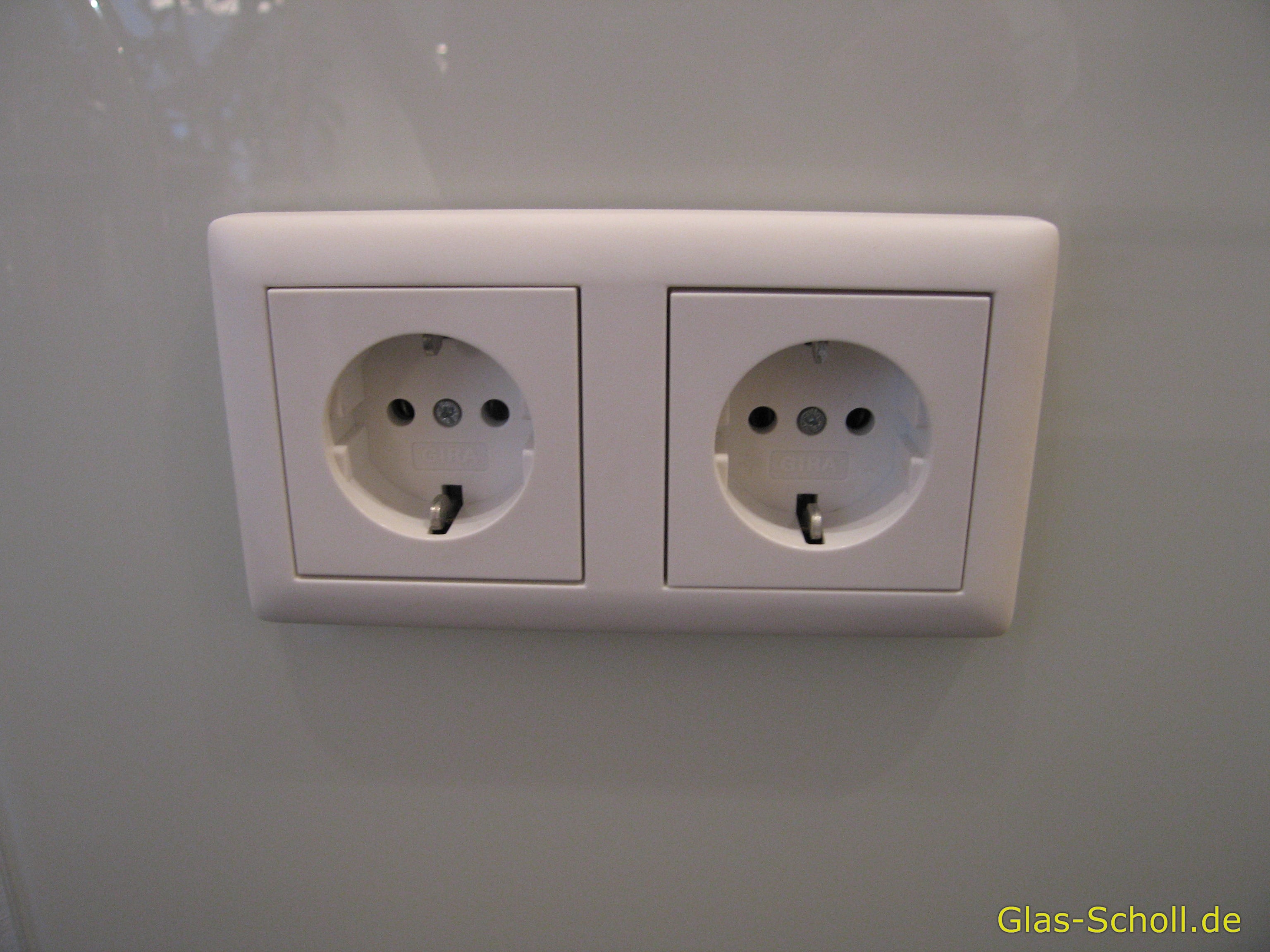 Weissglas Modell-Küchenspritzschutz aus Glas 4m von www.glas-scholl.de