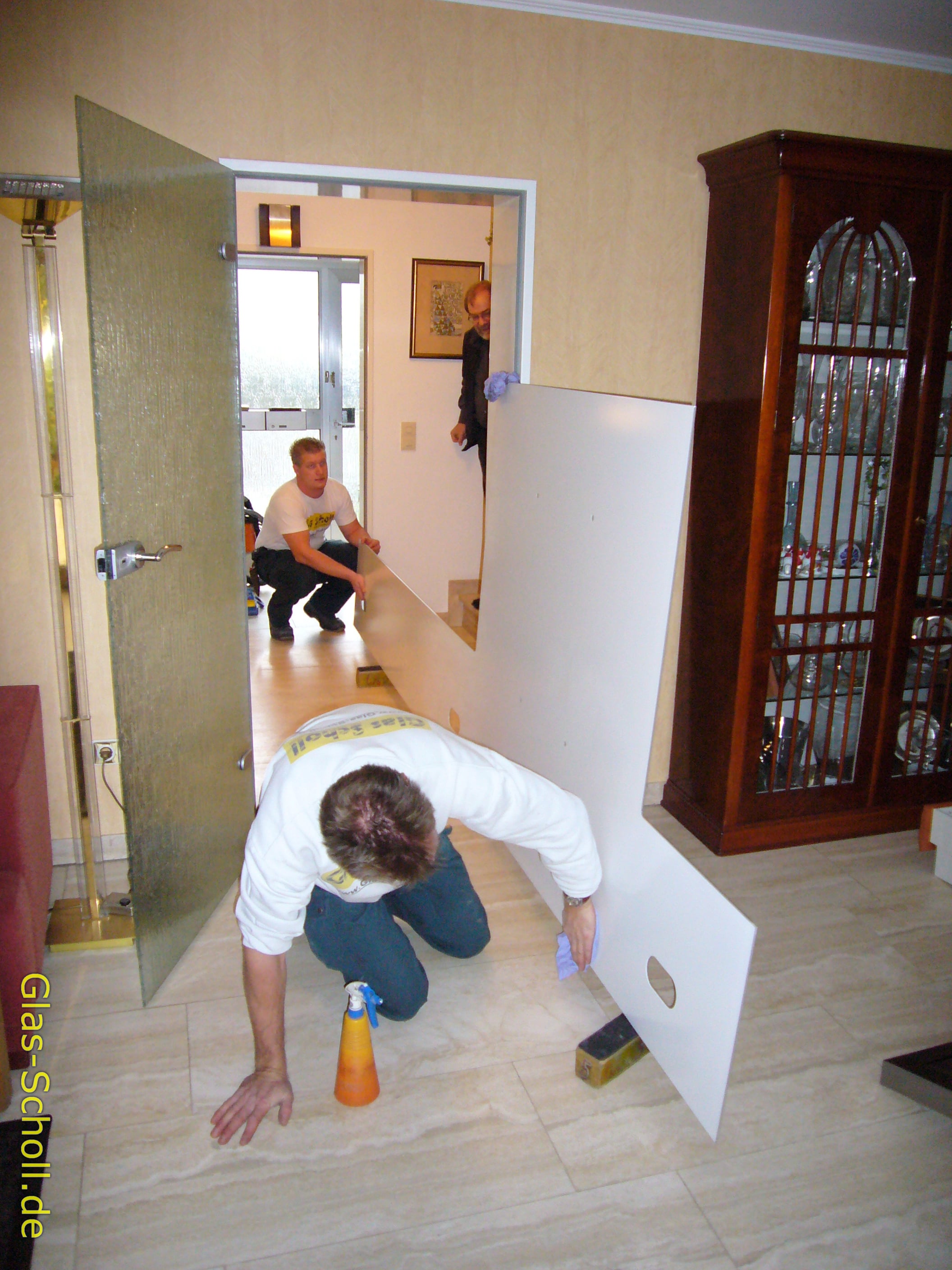 Weissglas Modell-Küchenspritzschutz aus Glas 4m von www.glas-scholl.de